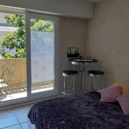 Beau Studio A 100m De La Plage Appartement
